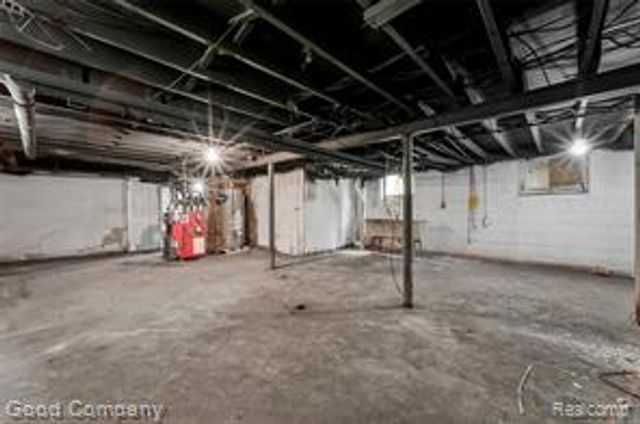16644 Washburn Street, Detroit, MI 48221