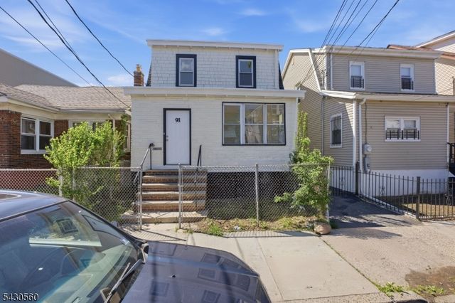 91 Willoughby St, Newark City, NJ 07112