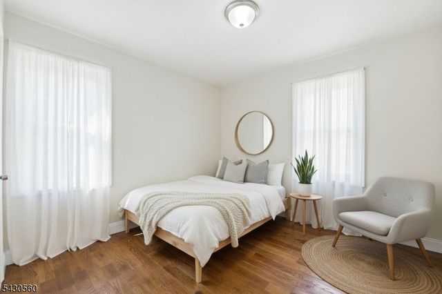 91 Willoughby St, Newark City, NJ 07112