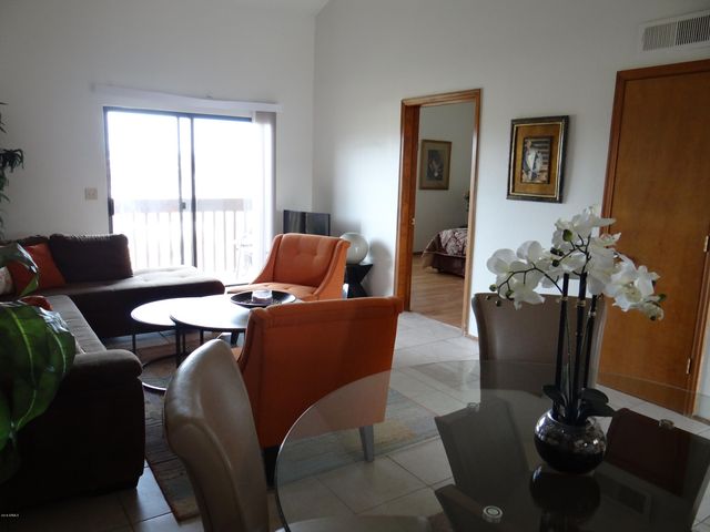 16644 E WESTBY Drive 203, Fountain Hills, AZ 85268