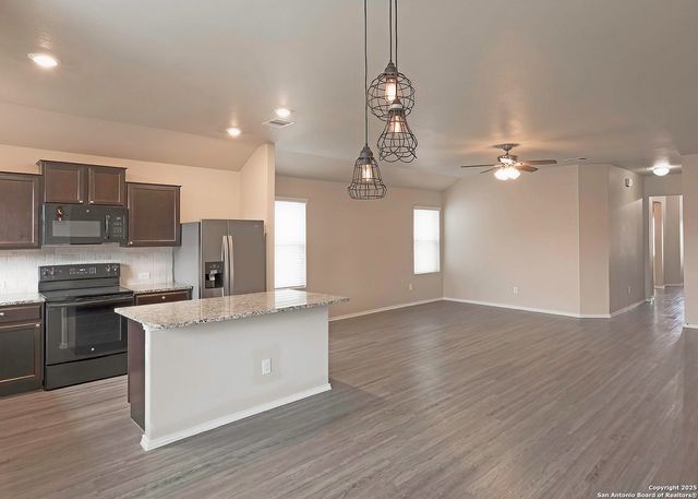 1972 BLUETHROAT, New Braunfels, TX 78130