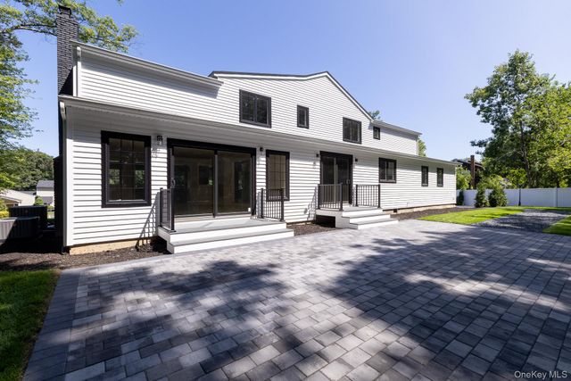 5 Hemingway Drive, Dix Hills, NY 11746