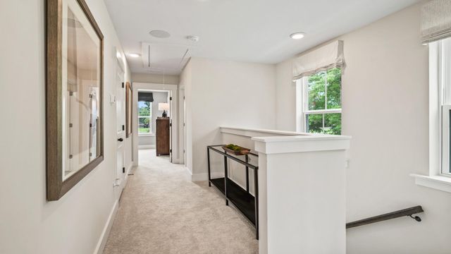 4633 Forest Hills Drive 504, North Charleston, SC 29418