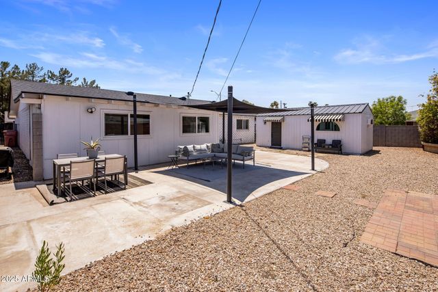 8022 E COLUMBUS Avenue, Scottsdale, AZ 85251