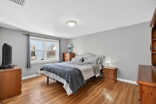 15 Tracy Ave, Lynn, MA 01902