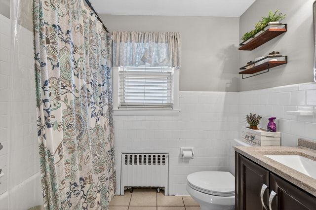 15 Tracy Ave, Lynn, MA 01902