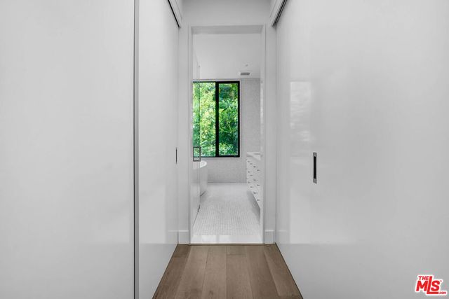 8815 Rosewood Avenue, West Hollywood, CA 90048