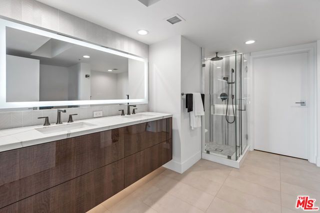 13700 Marina Pointe Drive 925, Marina Del Rey, CA 90292