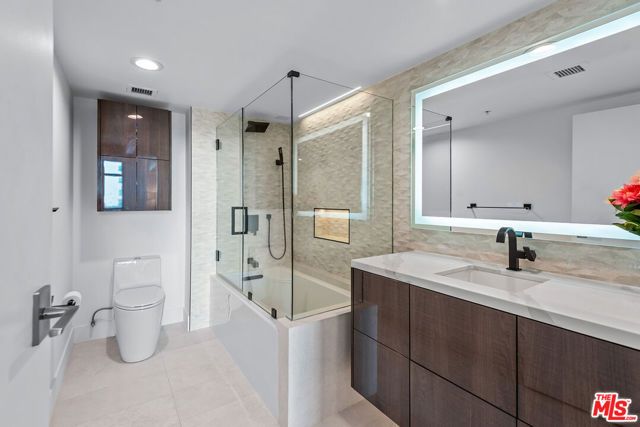 13700 Marina Pointe Drive 925, Marina Del Rey, CA 90292