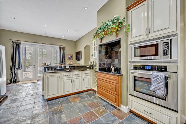 15001 GREEN VALLEY BOULEVARD, Clermont, FL 34711