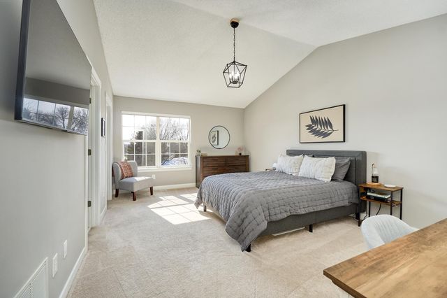 16750 78th Place N, Maple Grove, MN 55311