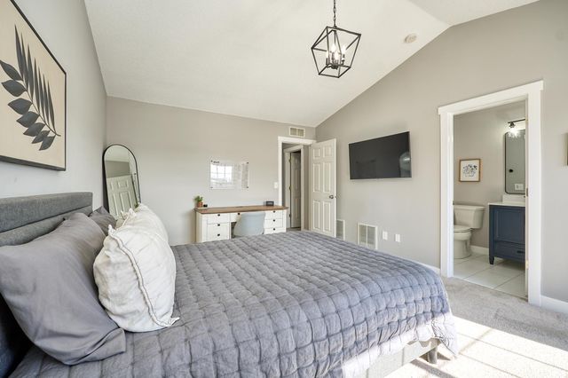 16750 78th Place N, Maple Grove, MN 55311