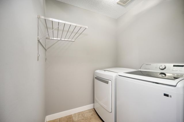 16750 78th Place N, Maple Grove, MN 55311