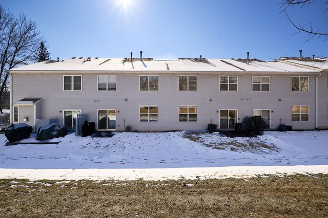 16750 78th Place N, Maple Grove, MN 55311