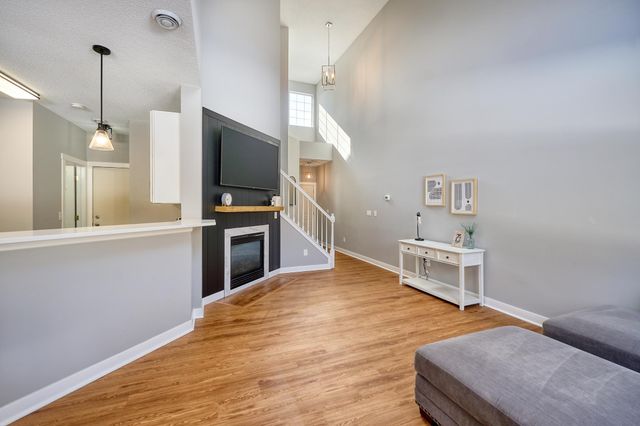 16750 78th Place N, Maple Grove, MN 55311