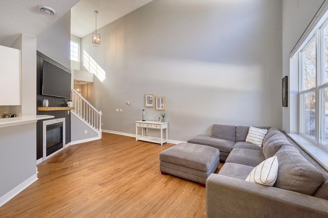 16750 78th Place N, Maple Grove, MN 55311