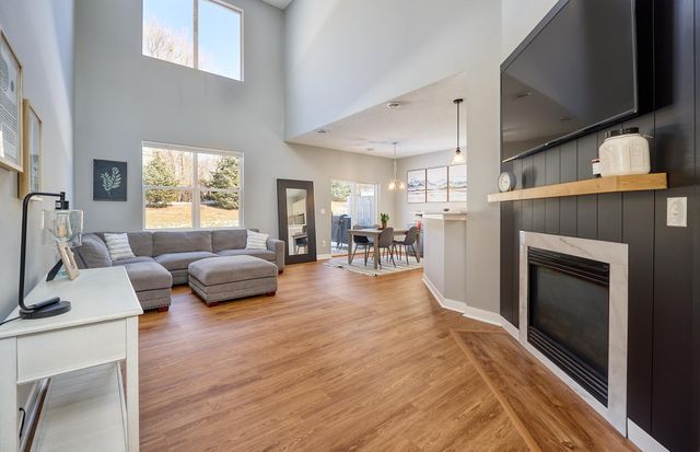 16750 78th Place N, Maple Grove, MN 55311