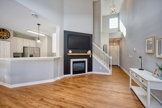 16750 78th Place N, Maple Grove, MN 55311