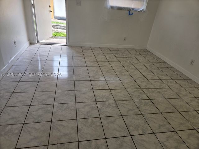 6147 Arthur St 2, Hollywood, FL 33024