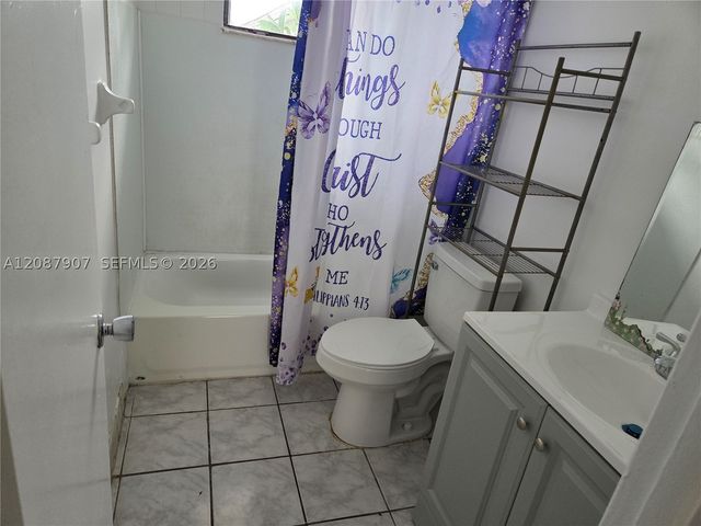 6147 Arthur St 2, Hollywood, FL 33024