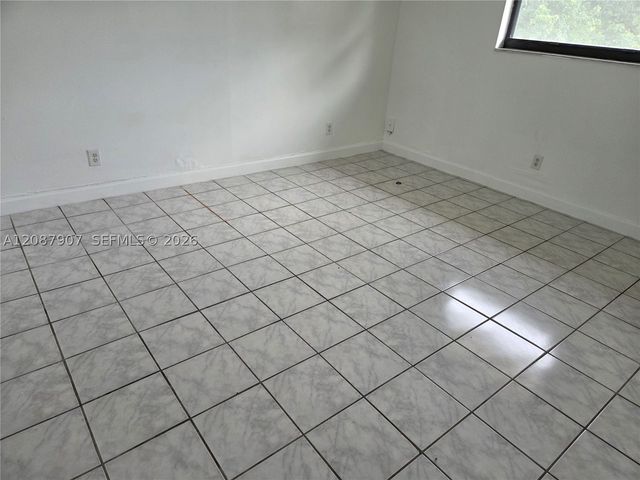 6147 Arthur St 2, Hollywood, FL 33024