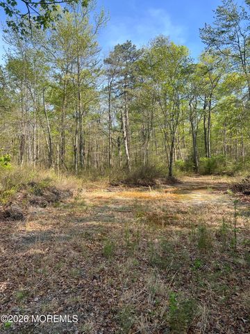 36 Freehold Road, Jackson, NJ 08527
