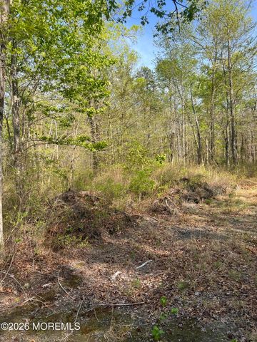 36 Freehold Road, Jackson, NJ 08527