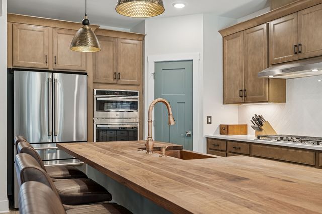 303 Persimmon Way, Lebanon, TN 37087