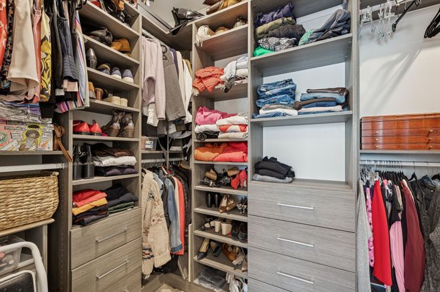 303 Persimmon Way, Lebanon, TN 37087