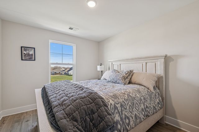 303 Persimmon Way, Lebanon, TN 37087