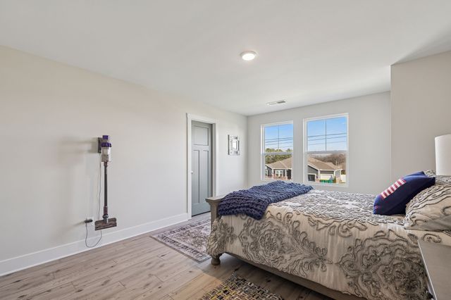 303 Persimmon Way, Lebanon, TN 37087