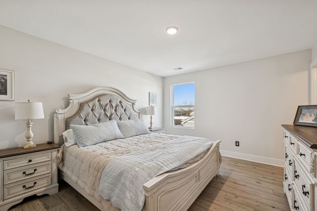 303 Persimmon Way, Lebanon, TN 37087