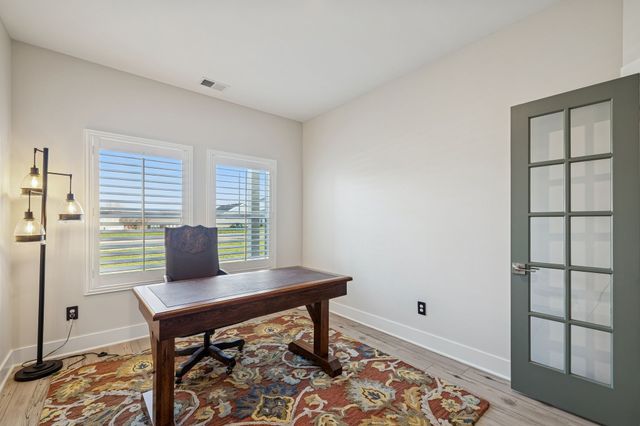 303 Persimmon Way, Lebanon, TN 37087