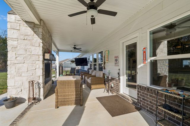 303 Persimmon Way, Lebanon, TN 37087