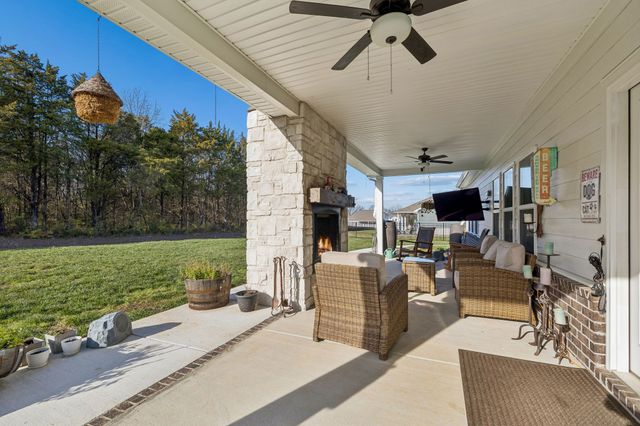 303 Persimmon Way, Lebanon, TN 37087