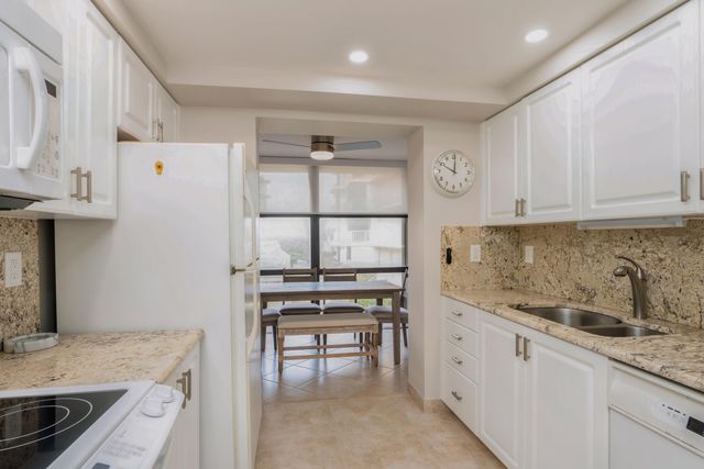 3200 S Ocean Boulevard B104, Palm Beach, FL 33480