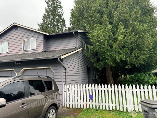 11707 Center Road, Everett, WA 98204
