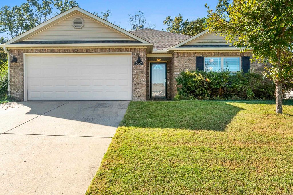 567 Crepe Myrtle Loop, Cabot, AR 72023