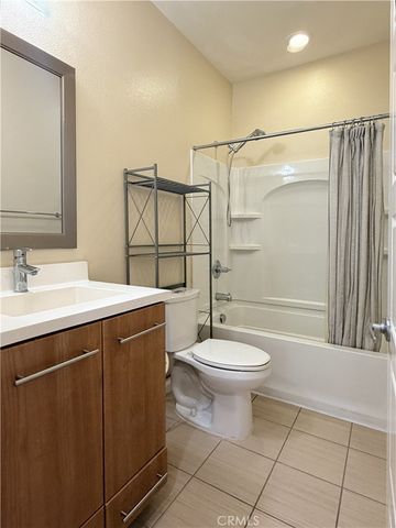 7111 Sheffield Street, Eastvale, CA 92880