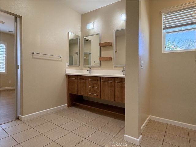 7111 Sheffield Street, Eastvale, CA 92880