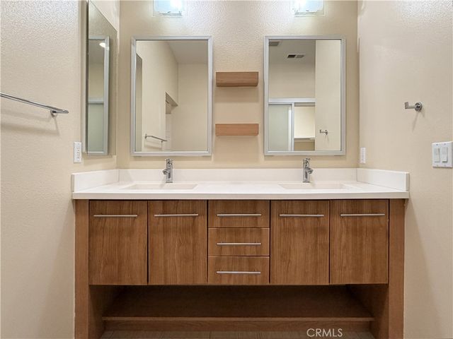 7111 Sheffield Street, Eastvale, CA 92880