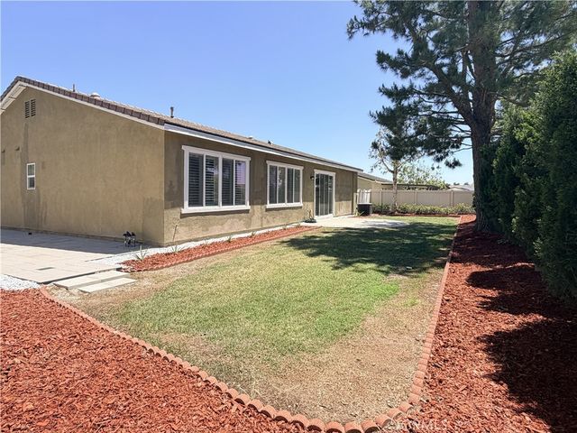 7111 Sheffield Street, Eastvale, CA 92880