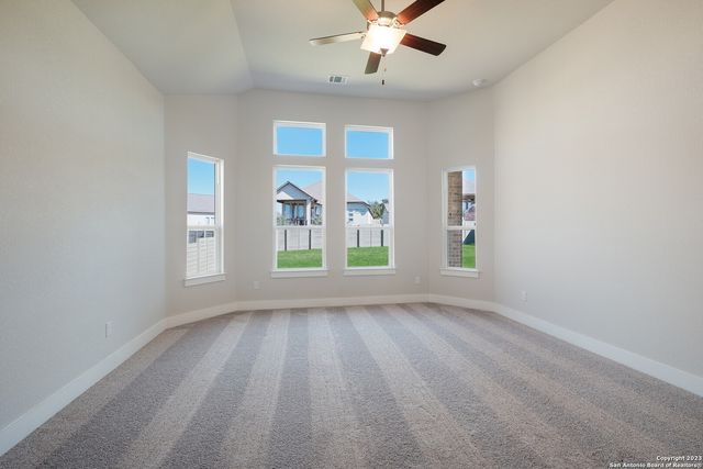 648 Vale Ct, New Braunfels, TX 78132