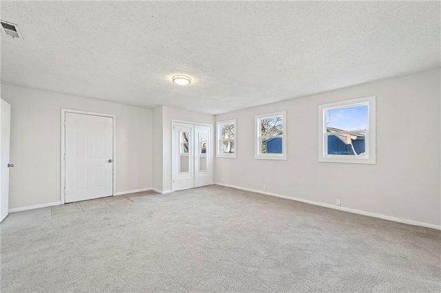 512 Ottawa Street, Leavenworth, KS 66048