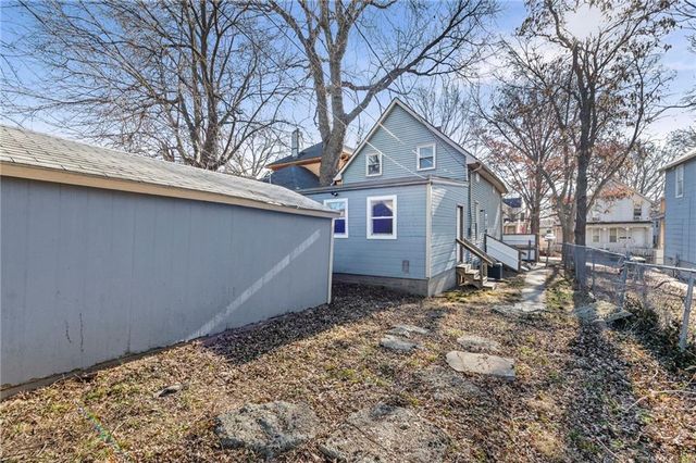 512 Ottawa Street, Leavenworth, KS 66048