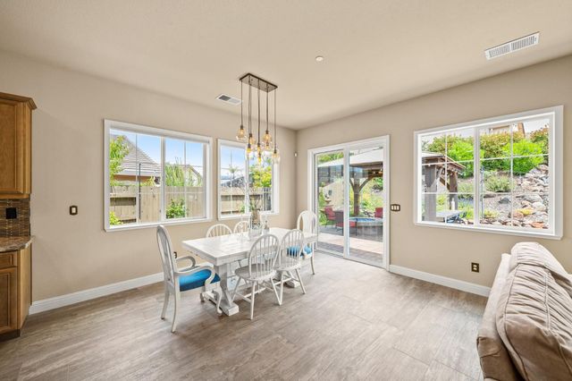 2305 Beamreach Ct, Lincoln, CA 95648