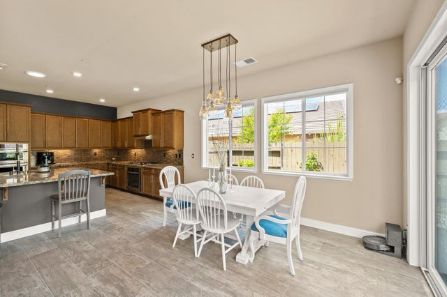 2305 Beamreach Ct, Lincoln, CA 95648