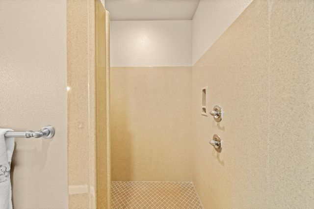 2305 Beamreach Ct, Lincoln, CA 95648