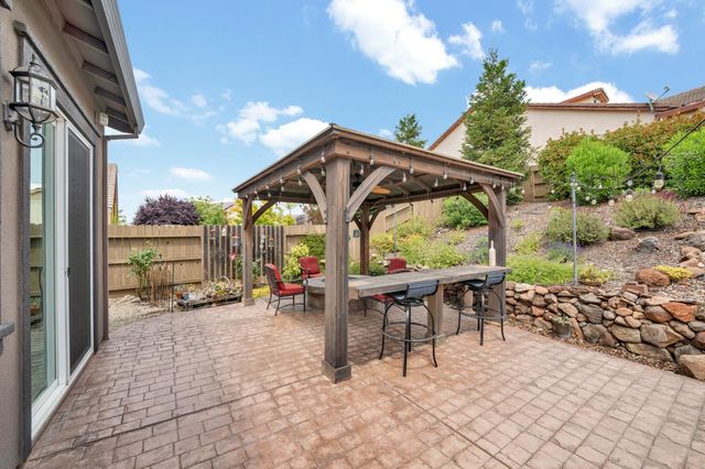 2305 Beamreach Ct, Lincoln, CA 95648