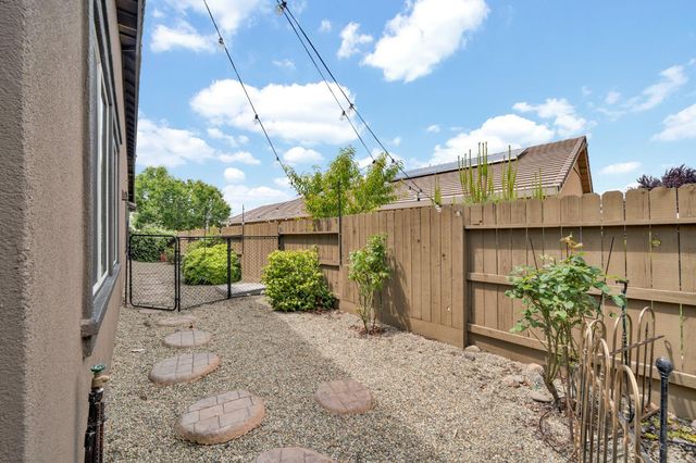 2305 Beamreach Ct, Lincoln, CA 95648